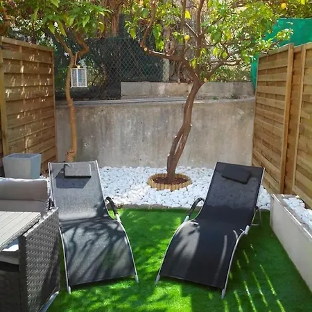 Superbe Studio Chaleureux Et Jardin Cosy - Classe 3 Etoiles -